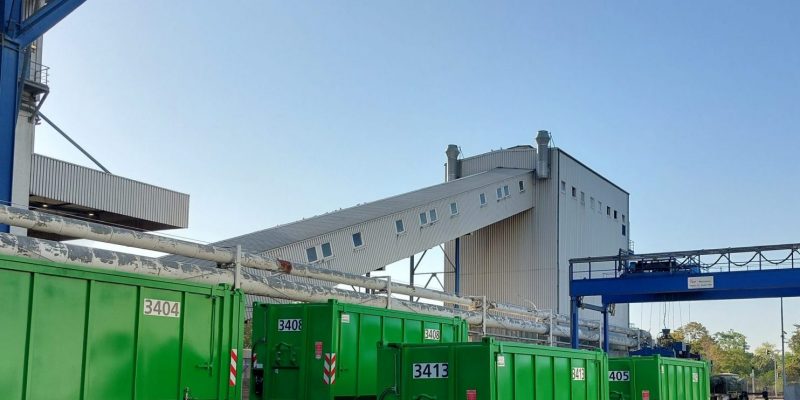 Von Karlsruhe nach Mannheim: Erster erfolgreicher Einsatztag von insgesamt 14 Stück H&G-Abrollcontainern