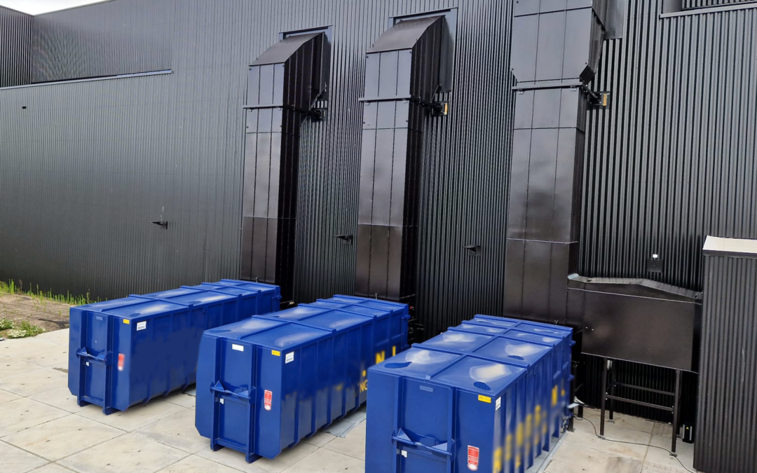 Installation of four screw compactors in the Netherlands